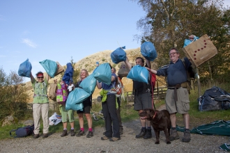 Image of litter picking volunteers - copyright Peter Cairns/2020VISION