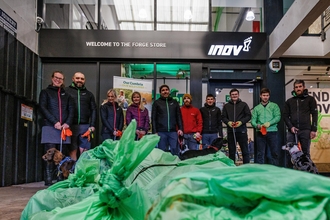 inov-8 litter pick for Green Friday 2021 credit inov-8